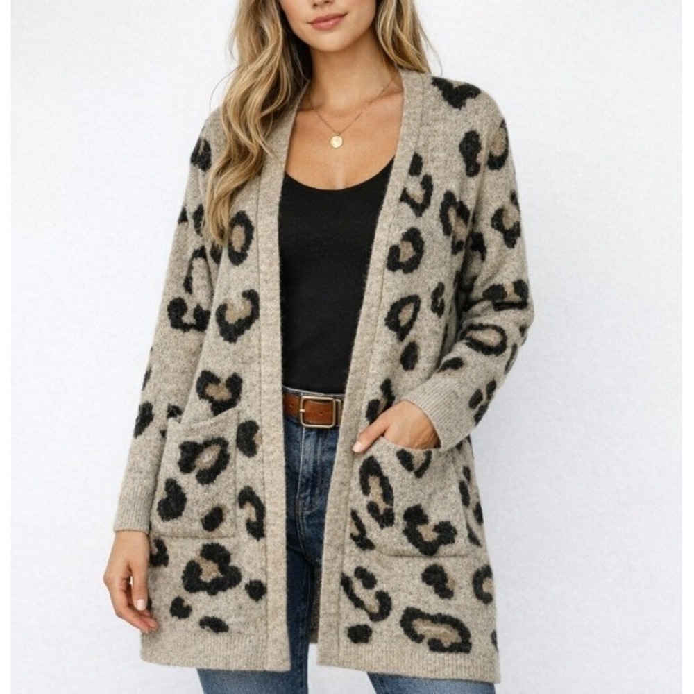 Modern Canvas Womens Long Sleeve Cardigan Fuzzy Leopard Animal Print Cozy Sze SM